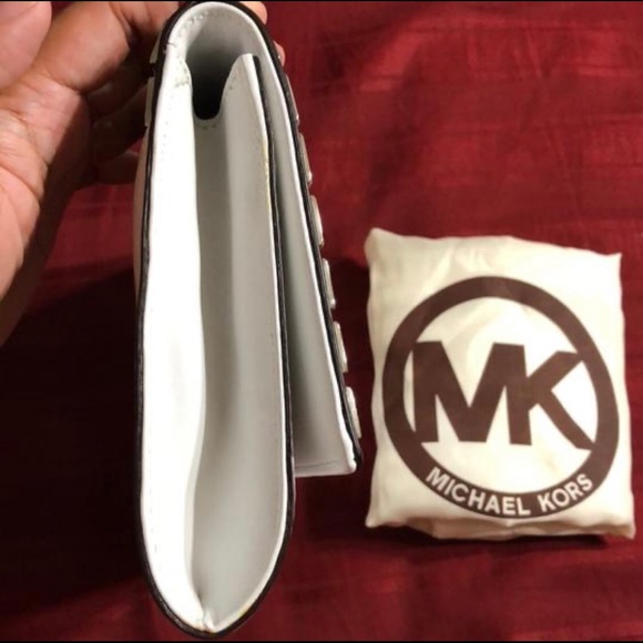 MICHAEL KORS NATALIA TILE GENUINE LEATHER CLUTCH - Picture 10 of 13